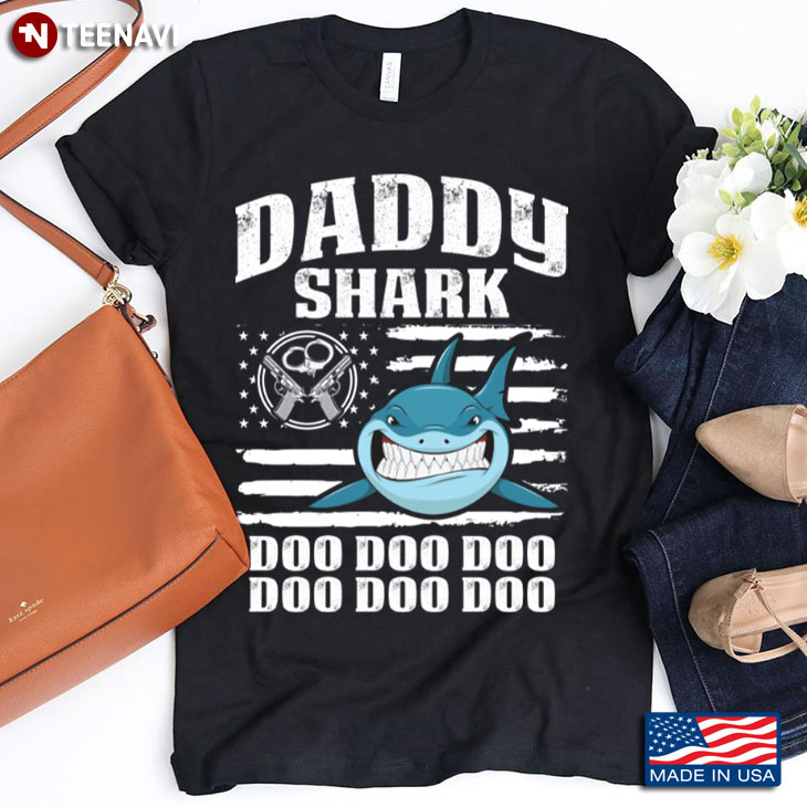 USA Flag with Guns and Handcuffs Daddy Shark Doo Doo Doo Gift for Police Dad