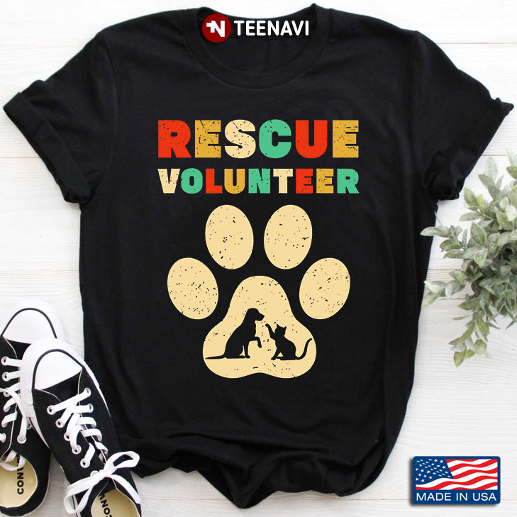 Rescue Volunteer Animal Rescuer for Animal Lover