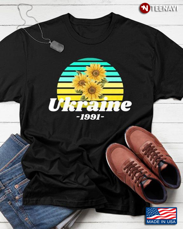 Ukrainian Shirt, Vintage Sunflowers Ukraine 1991