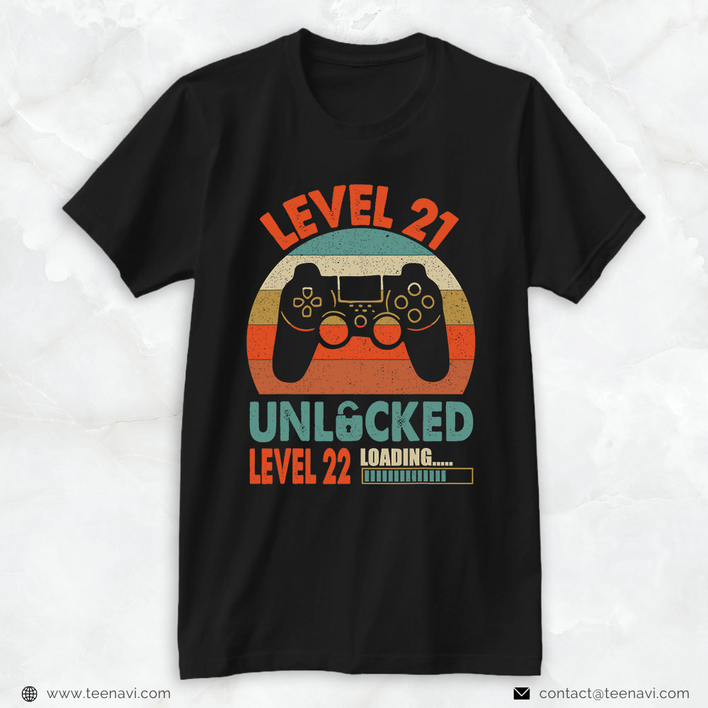 21st Birthday Shirt, Funny Video Gamer 21st Birthday Vintage Level 21 Unlocked