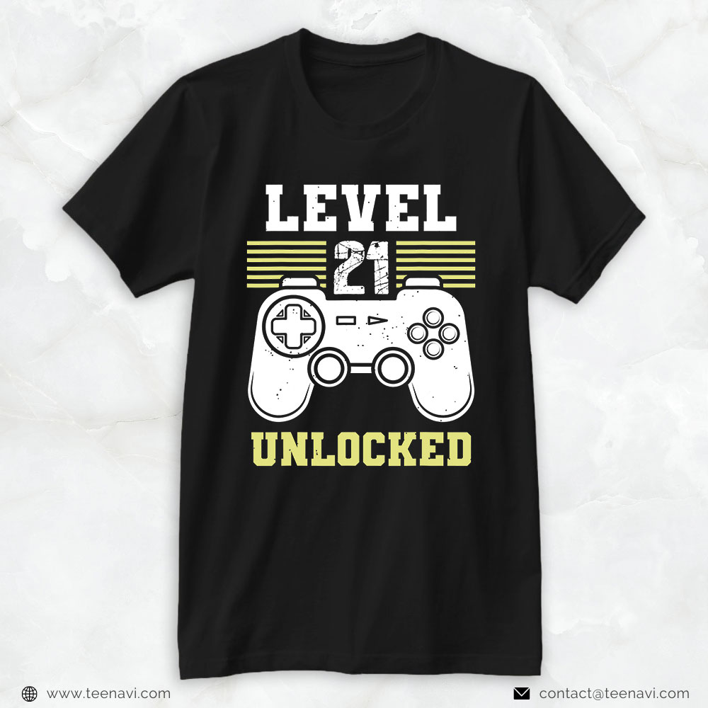 21st Birthday Shirt, Level 21 Unlocked Funny 21st Birthday Designs For Gamers