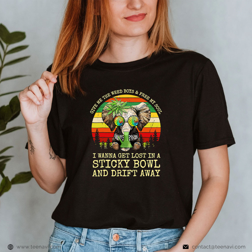 Marijuana Shirt, Cool Elephant Smoking Weed Bong Marijuana Cannabis Stoner