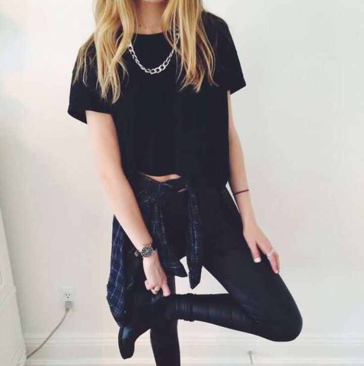 black jeans white shirt outfit women's