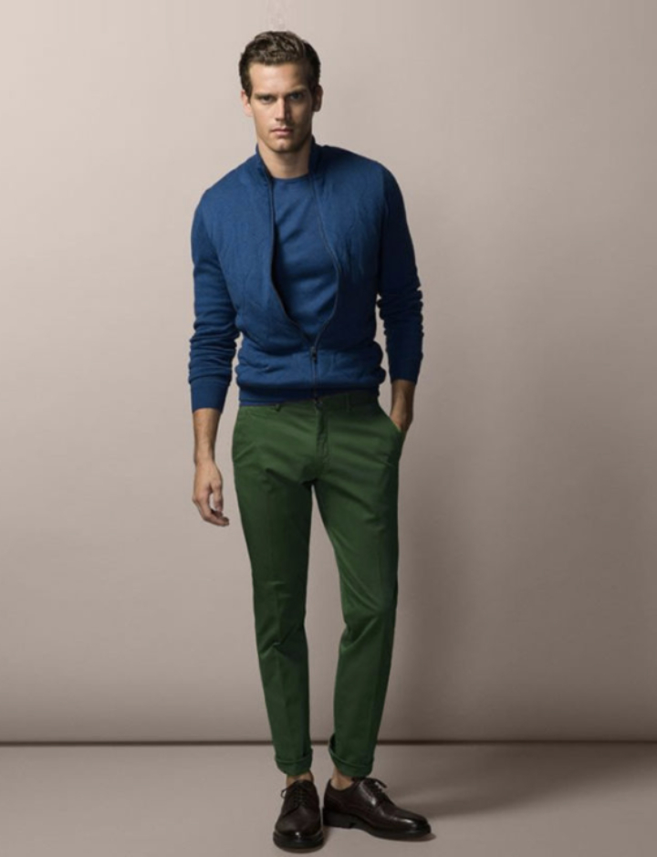 what to wear with a blue shirt