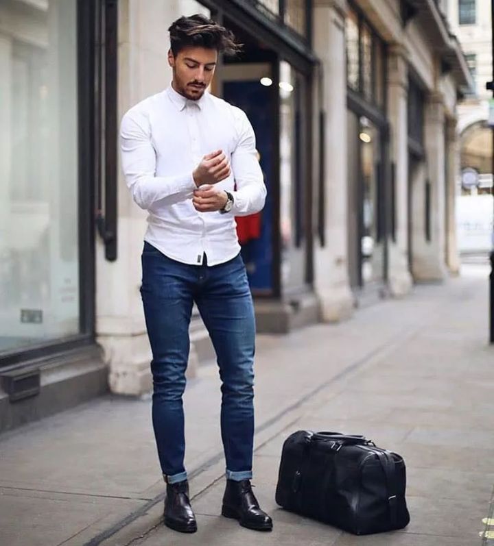 what to wear with a white t shirt