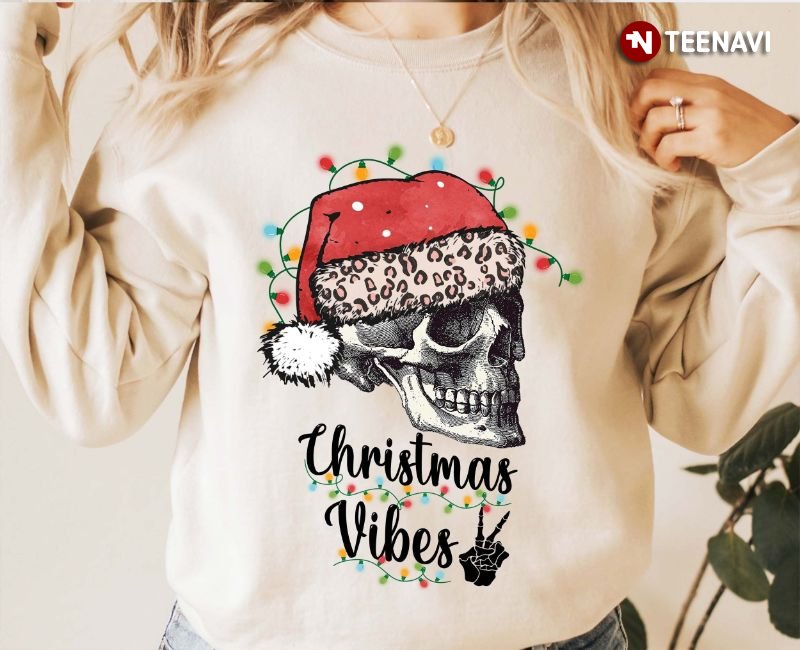 Skull Christmas Sweatshirt, Christmas Vibes