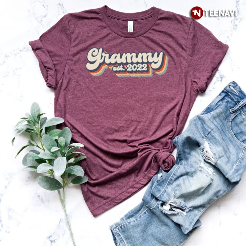 New Grandma Shirt, Grammy Est 2022