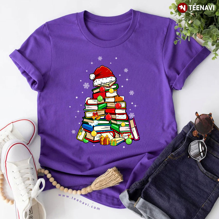 Santa Hat On A Pile Of Books Christmas Book Lover T-Shirt