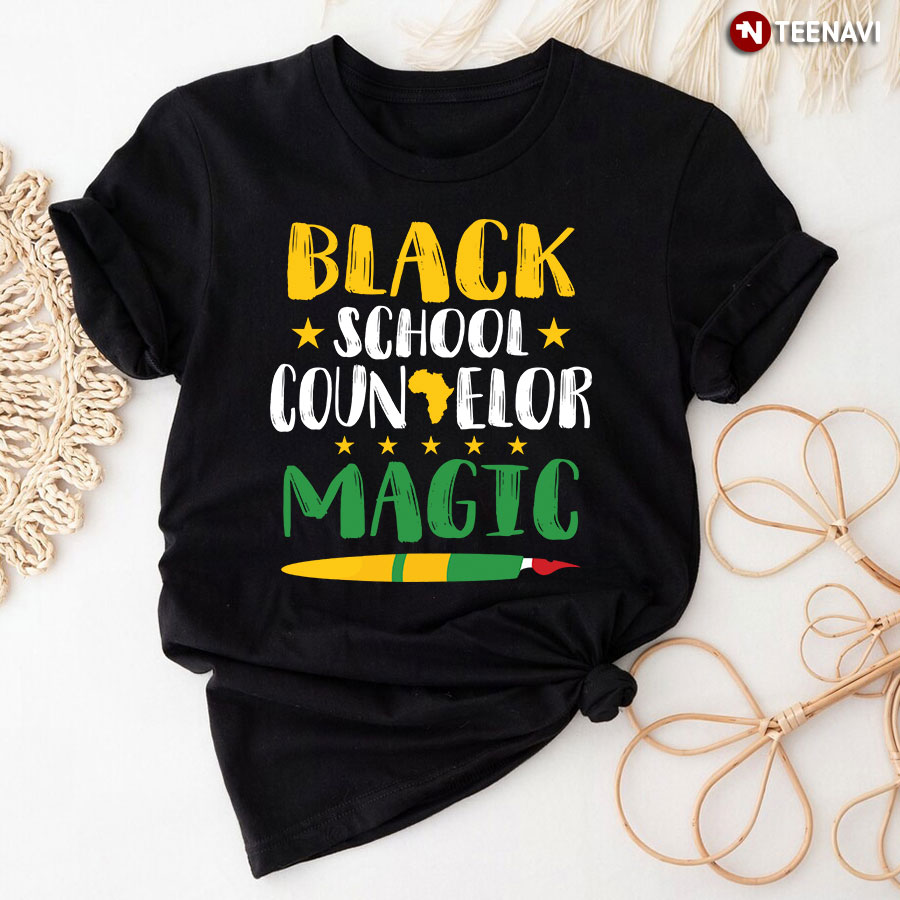 Black School Counselor Magic T-Shirt