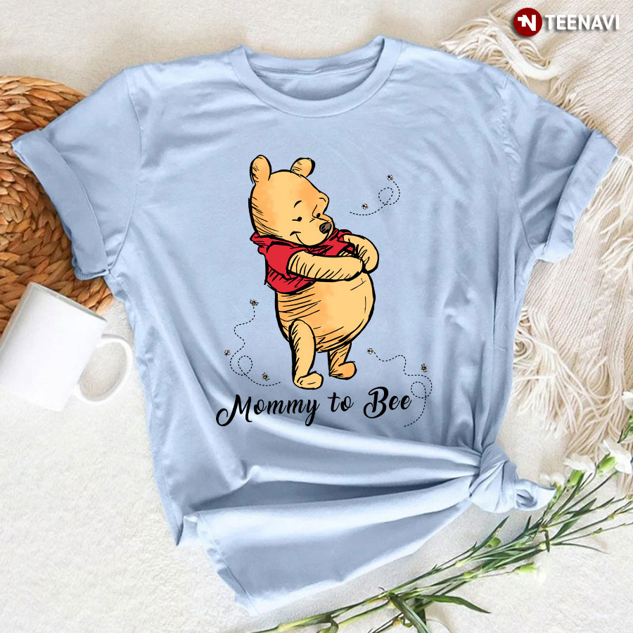 Winnie The Pooh Mommy To Be T-Shirt