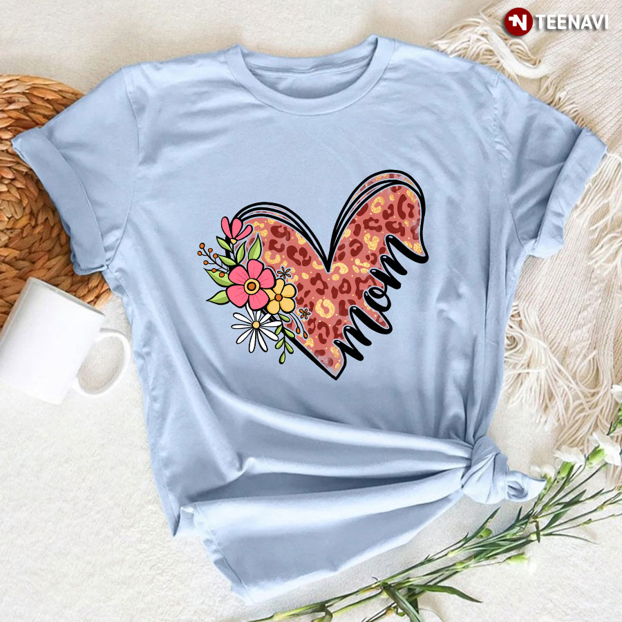 Mom Heart Leopard T-Shirt