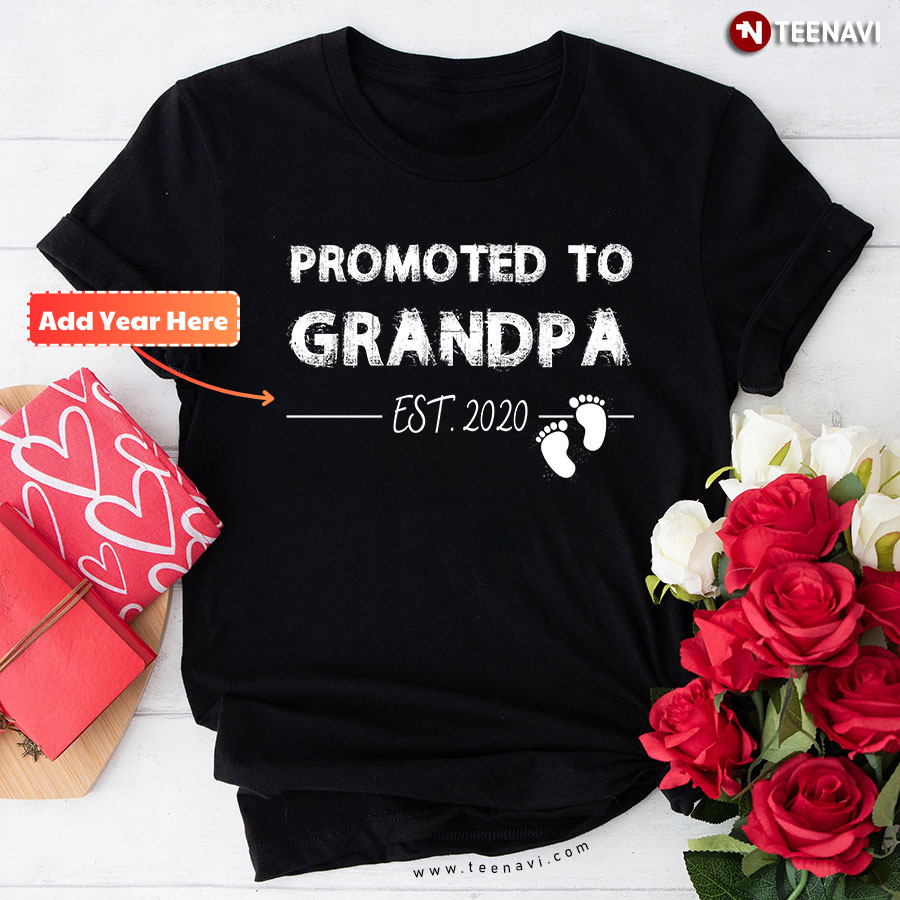 Personalized Promoted To Grandpa Funny First Time Grandpa T-Shirt