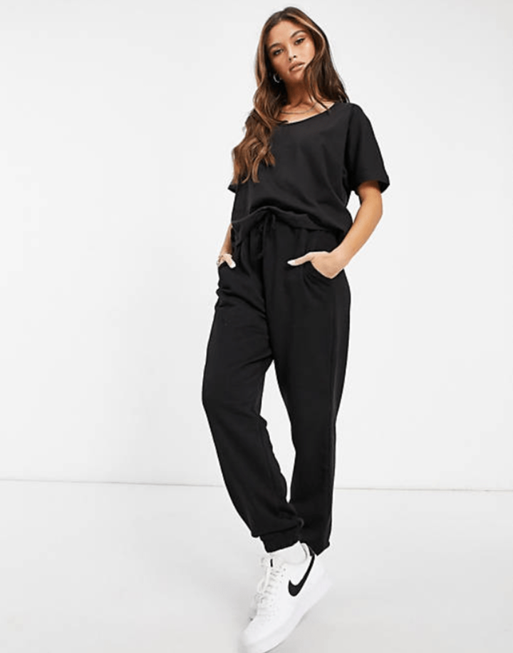 15+ Cute Sweatpants Outfits that will Actually Impress You