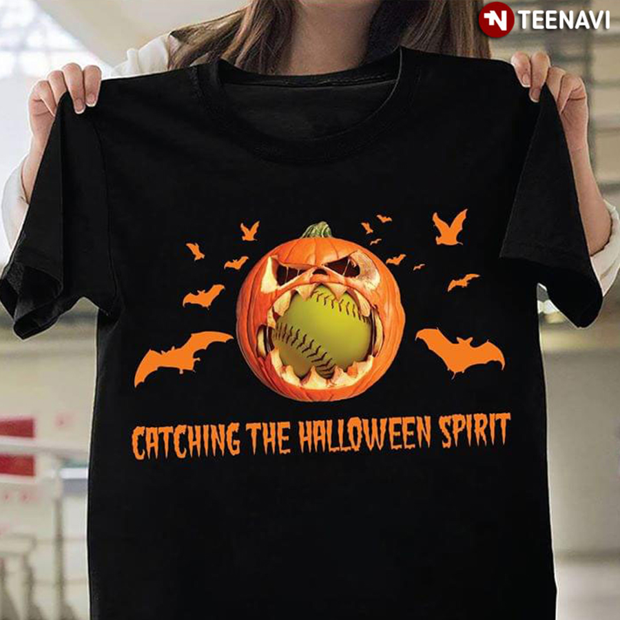 Halloween Skeleton Playing Baseball T-Shirt