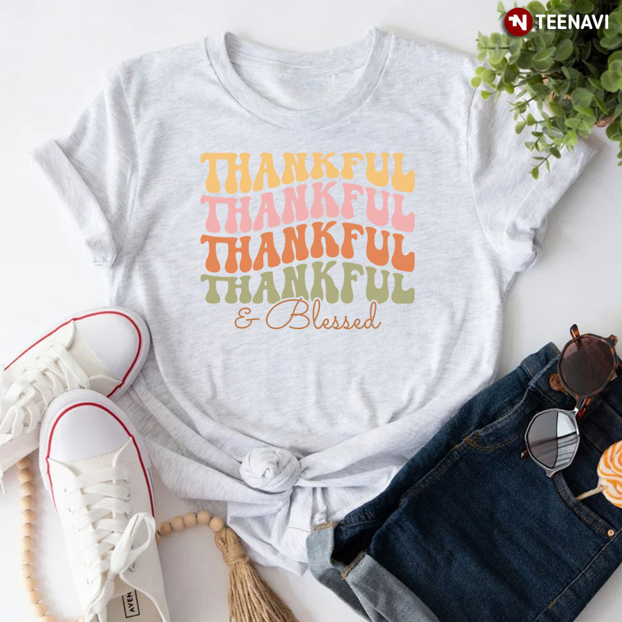 Thankful & Blessed Happy Thanksgiving T-Shirt
