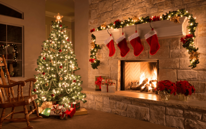 how to decorate a large pine tree for Christmas