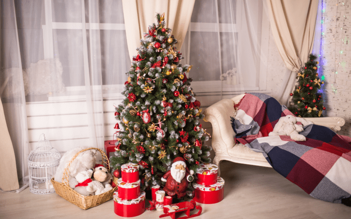 how to decorate a pine tree for Christmas