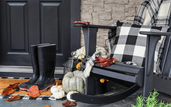 ideas to decorate your house for Halloween