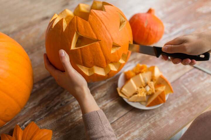 video how to carve a Pumpkin