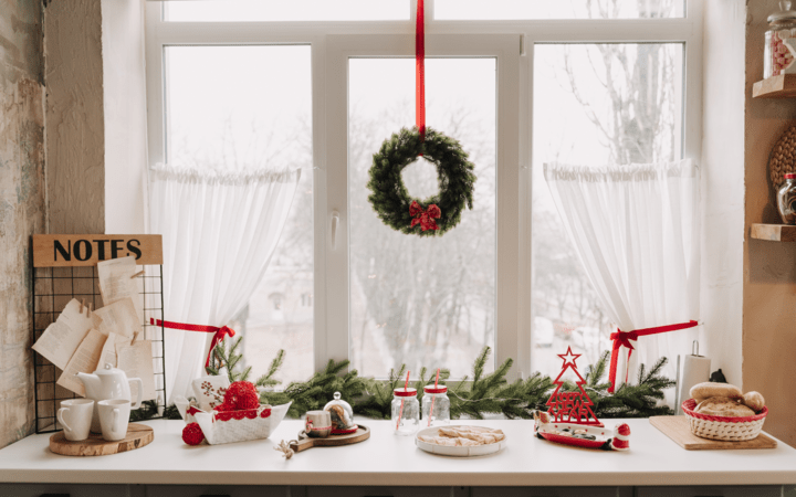 ideas to decorate your home for Christmas