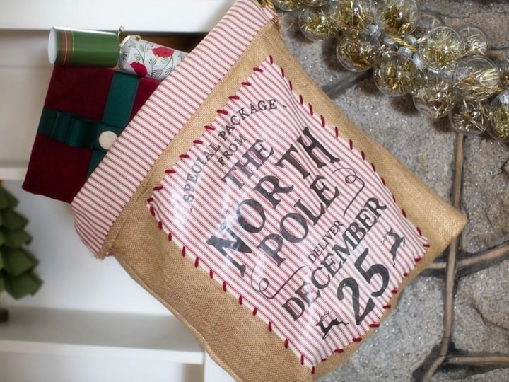 ways to decorate a Christmas stocking
