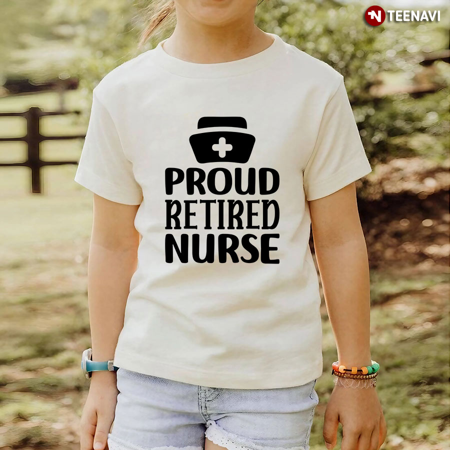 Proud Retired Nurse Nurse Cap T-Shirt - Plus Size Tee