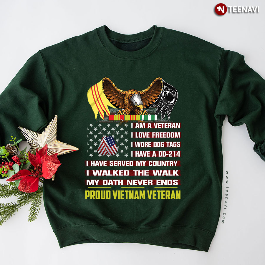 I Am A Veteran I Love Freedom I Wore Dog Tags Eagle Proud Vietnam Veteran Sweatshirt