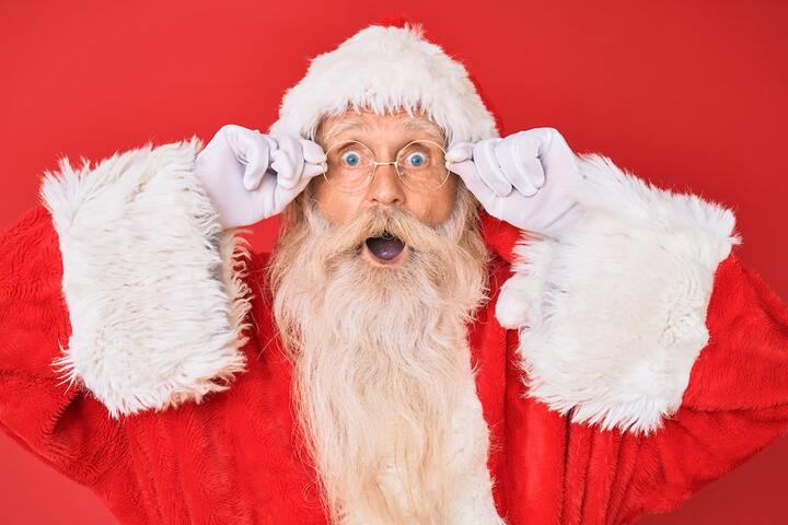 how to dress up as Santa Claus