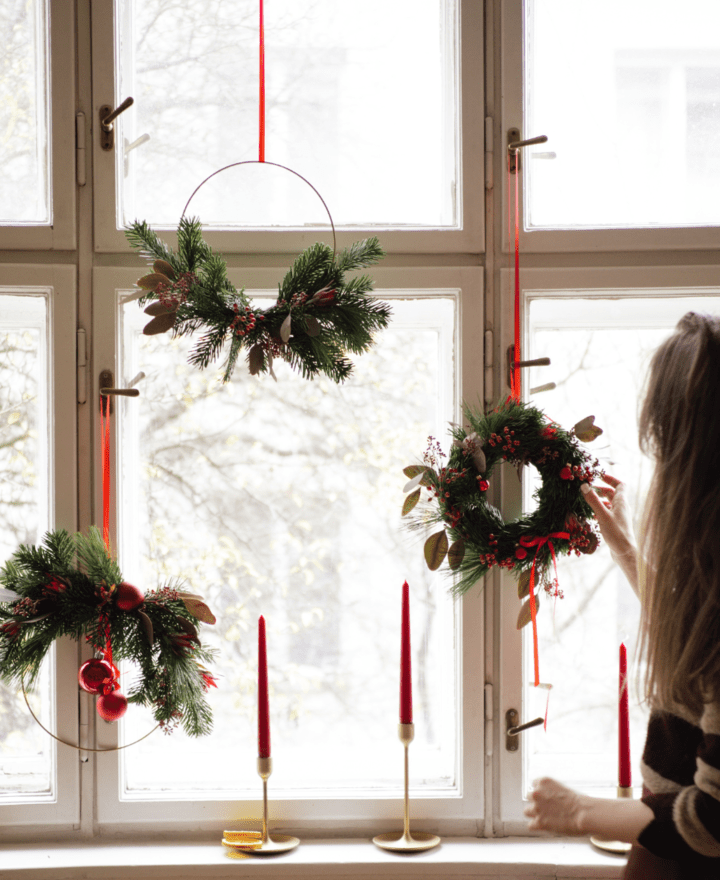 how to keep a fresh wreath alive