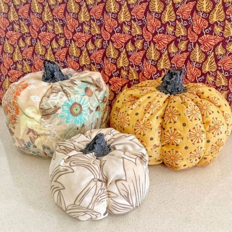 how to make fabric pumpkins without sewing