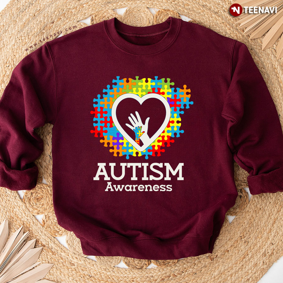 Autism Awareness Heart Autism Puzzles Hand Touch Sweatshirt