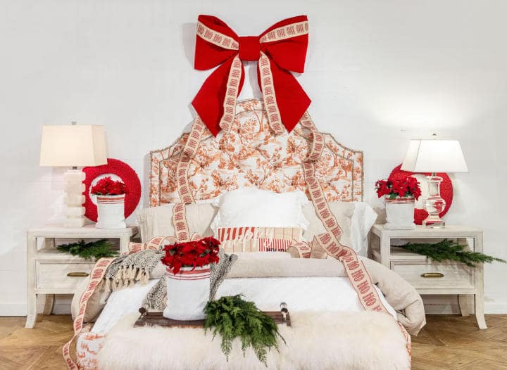 decorate bedroom for Christmas