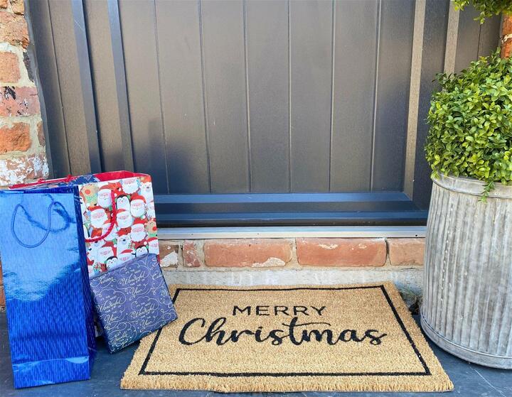 diy Christmas stencil doormat