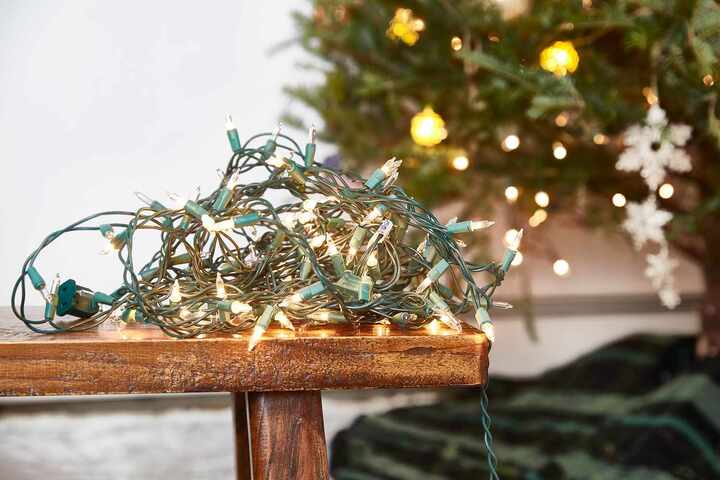 how to string lights on a xmas tree