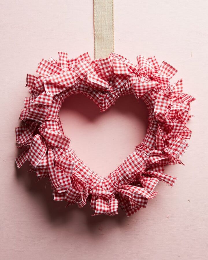 DIY Valentine door hanger
