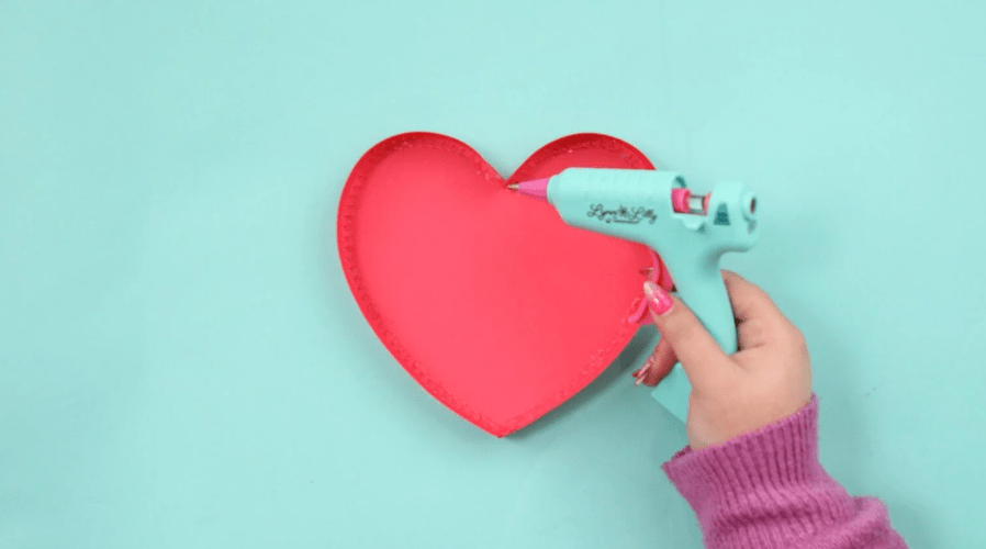 how to make a heart shaped gift box