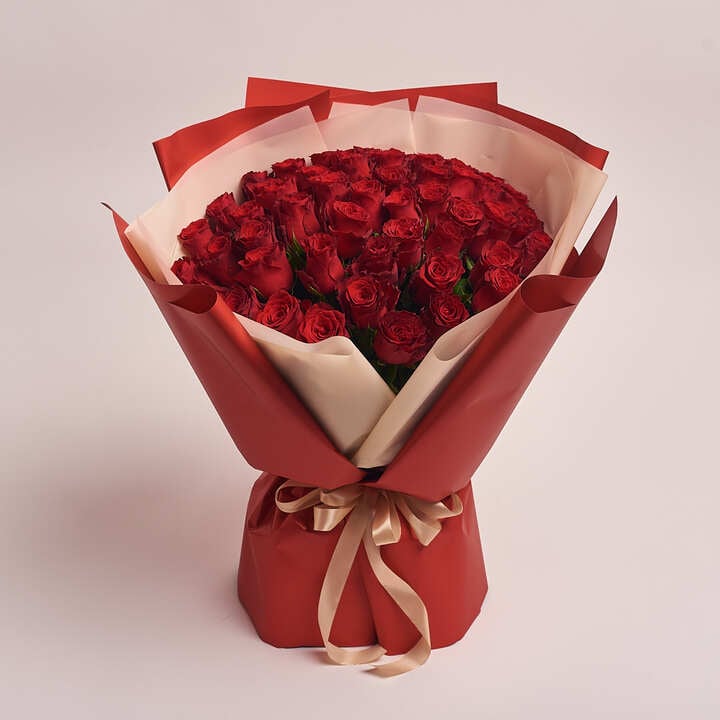 best color roses for Valentines's day