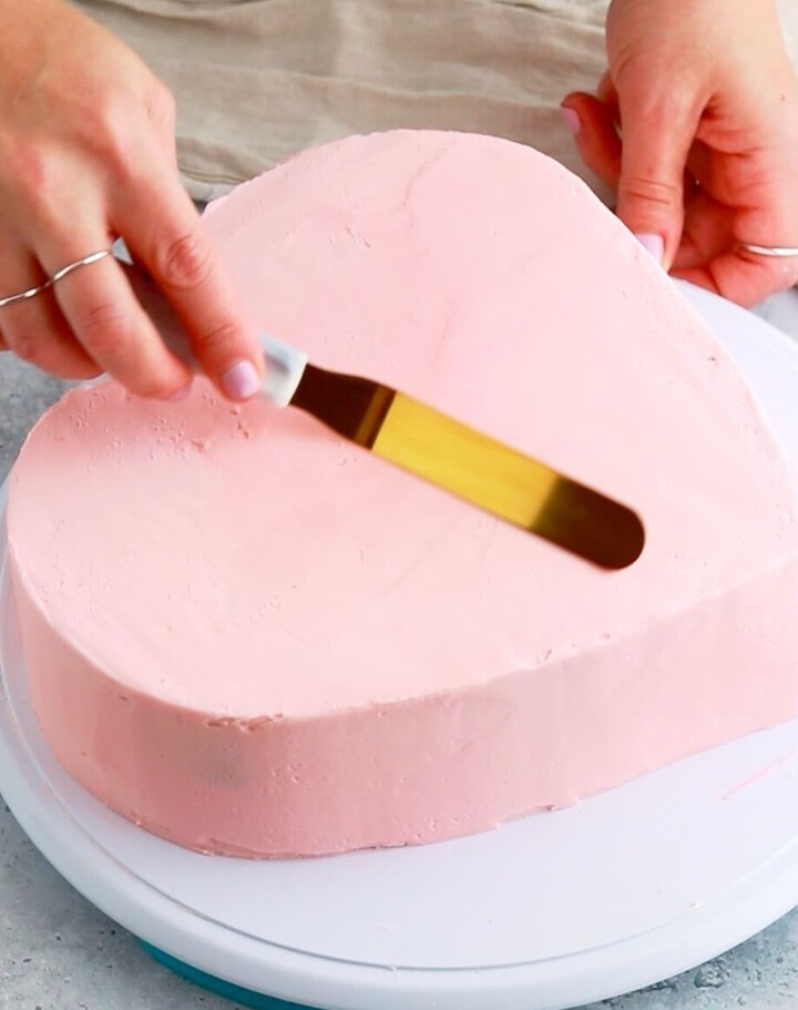 how do i make a heart shaped cake