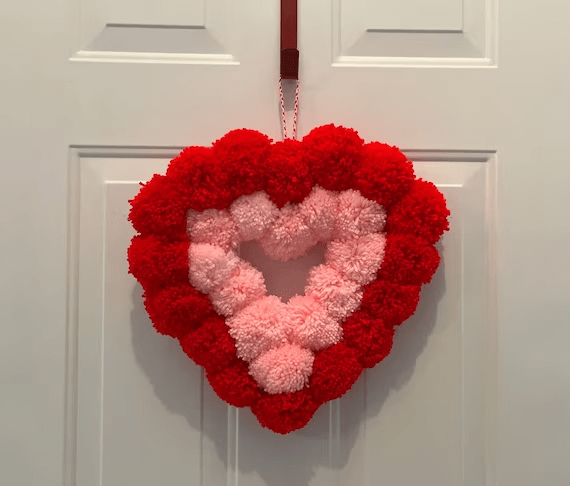 make a Valentine wreath