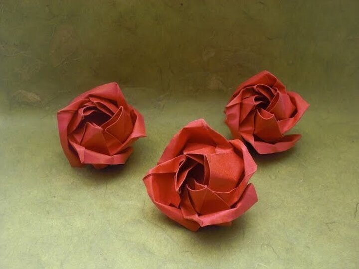 origami rose for Valentine's day