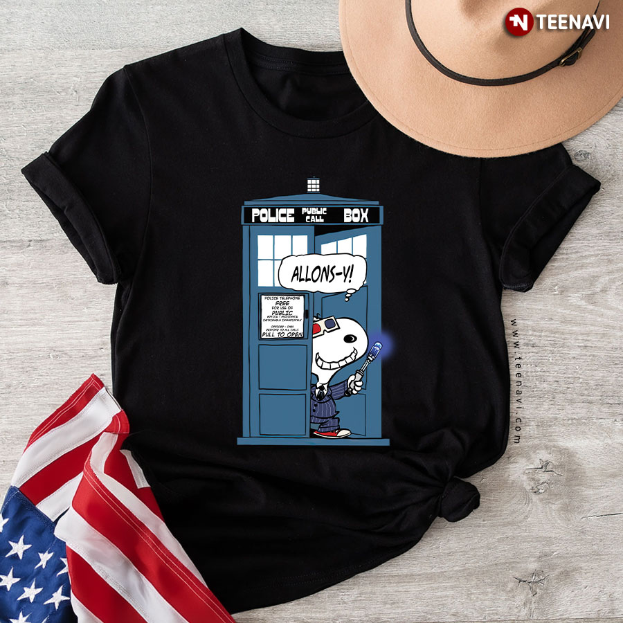 Police Bublic Call Box Snoopy T-Shirt