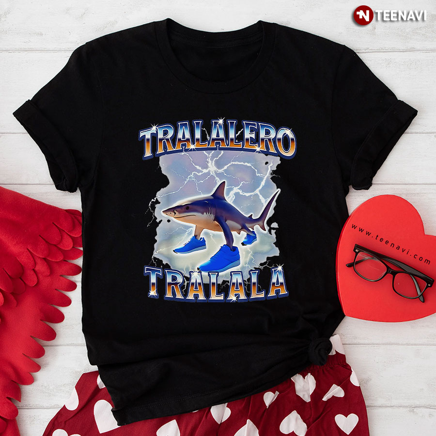 Tralalero Tralala Shark Meme Bootle T-Shirt