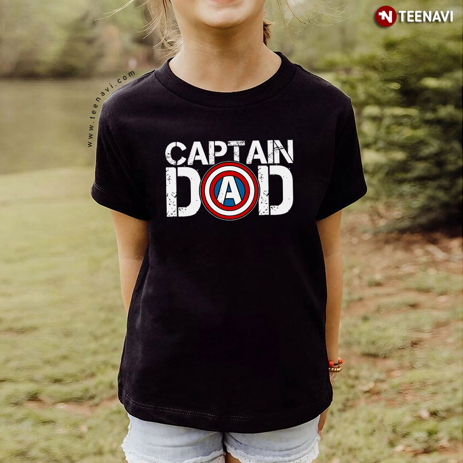 Captain Dad Super Hero Father's Day T-Shirt Captain Dad Super Hero Father's Day T-Shirt